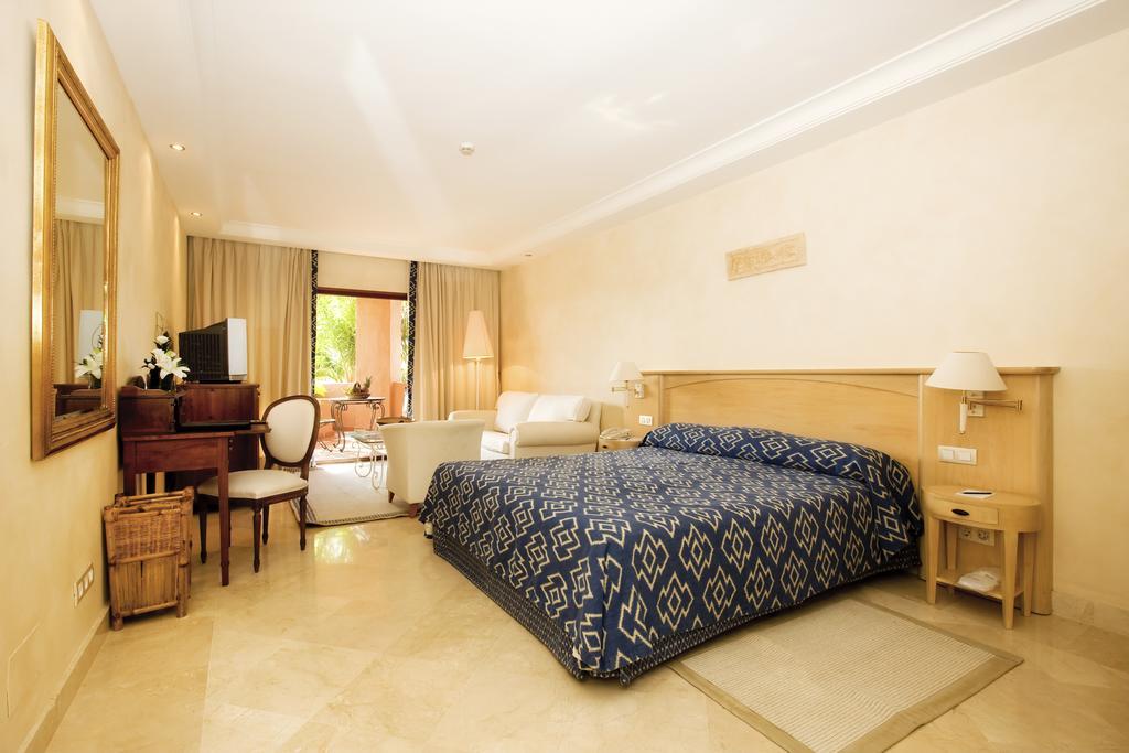 Bahia Beach Apartments Estepona Kamer foto